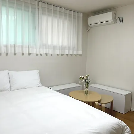 Artravel Hongdae Apartment Seoul Exterior photo