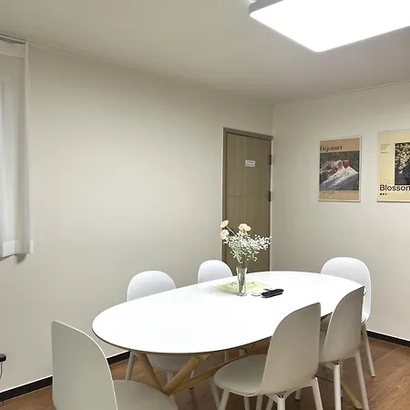 Artravel Hongdae Apartment Seoul Exterior photo